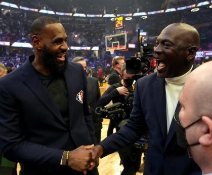 库班：乔丹无法提升烂队而詹姆斯可以 最后一投选前者&amp;amp;带队选后者