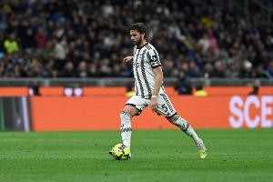 注册入口-米体：图多尔不准备再改变尤文队长人选，洛卡特利将继续担任队长