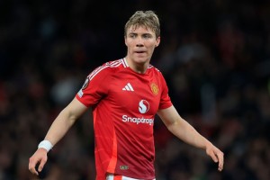 EPL积分榜-意天空：那不勒斯愿在霍伊伦租借合同中包含强制买断条款