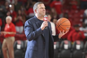 足球赛程-火箭新星越打越猛，联盟前五，杜兰特果然成为最大赢家